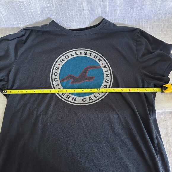 Hollister Dark Blue Chest Graphic Logo Super Soft T Shirt size large Y2K preppy - Picture 8 of 11